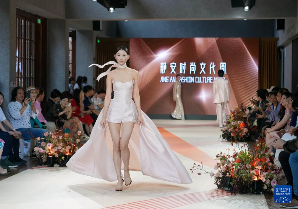 上海：首屆靜安時(shí)尚文化周在張園啟幕