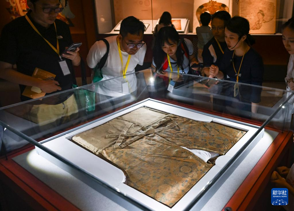 “露華濃深”大唐生活美學(xué)展將在上海奉賢博物館舉行