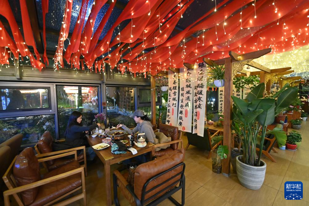 四川甘孜接待游客量創(chuàng)同期歷史新高